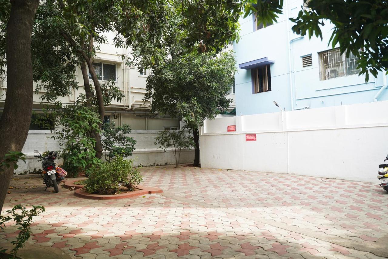 Sowmya Lodge Tiruchirappalli Buitenkant foto