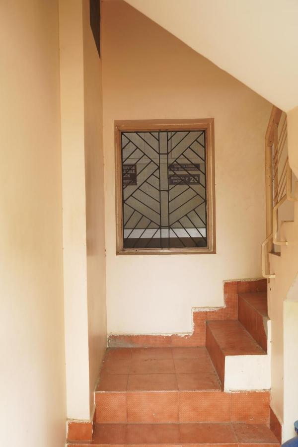 Sowmya Lodge Tiruchirappalli Buitenkant foto